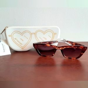 🆕️ Mara Sunglasses and Case